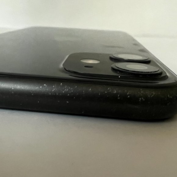 IPHONE 11 64GB BLACK UNLOCKED GOOD CONDITION - Picture 6 of 13